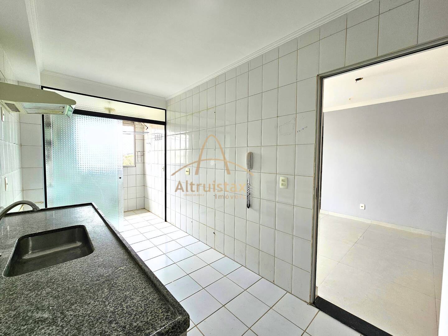 Apartamento à venda com 2 quartos, 63m² - Foto 14