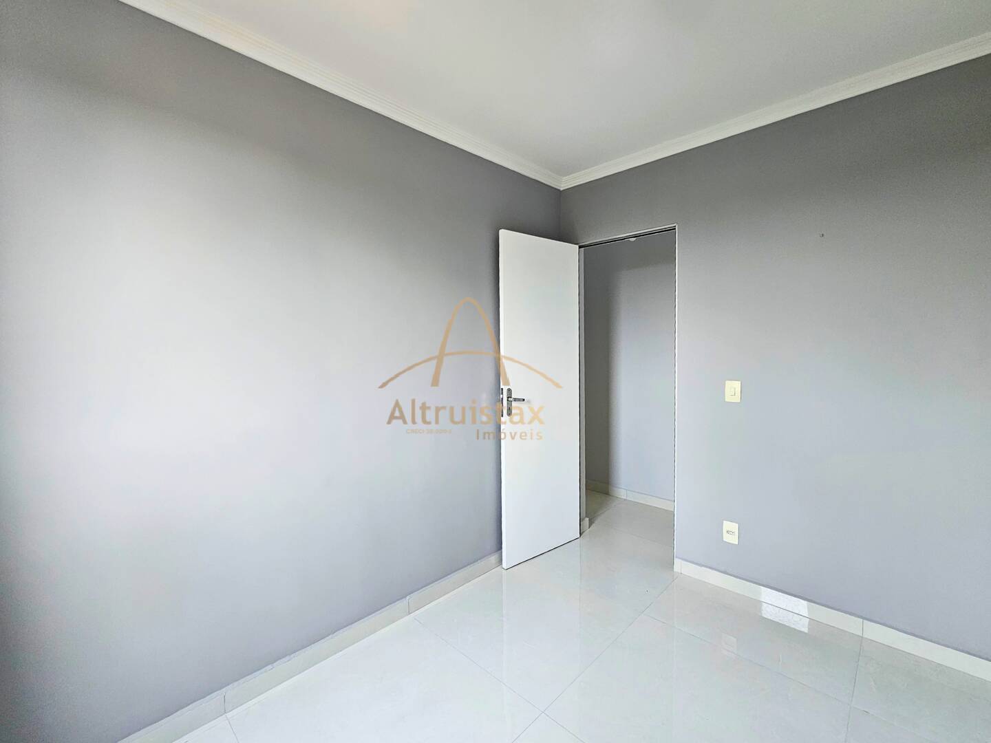 Apartamento à venda com 2 quartos, 63m² - Foto 26