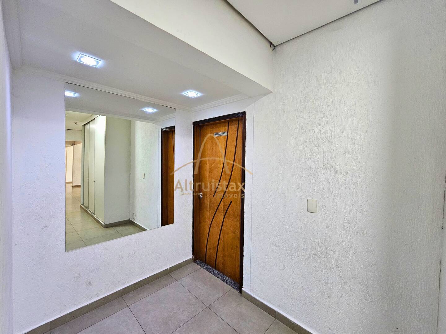 Apartamento à venda com 2 quartos, 63m² - Foto 52