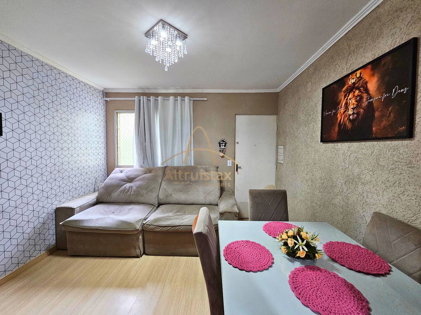 Apartamento à venda com 2 quartos, 45m² - Foto 1