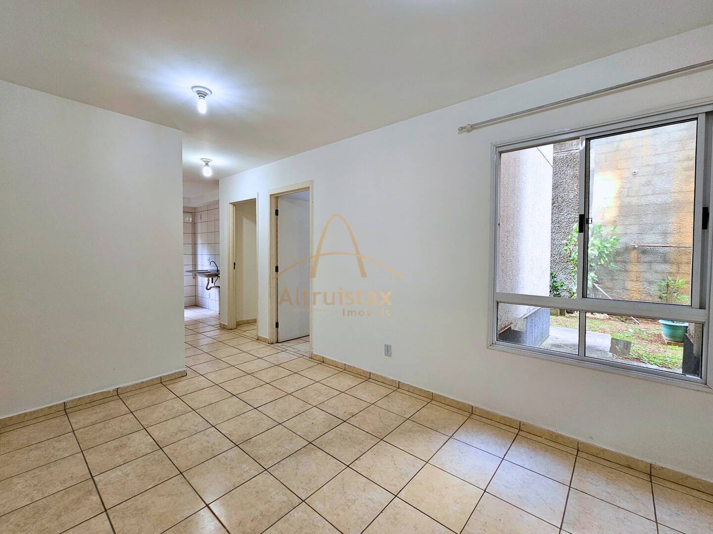 Apartamento à venda com 2 quartos, 49m² - Foto 1