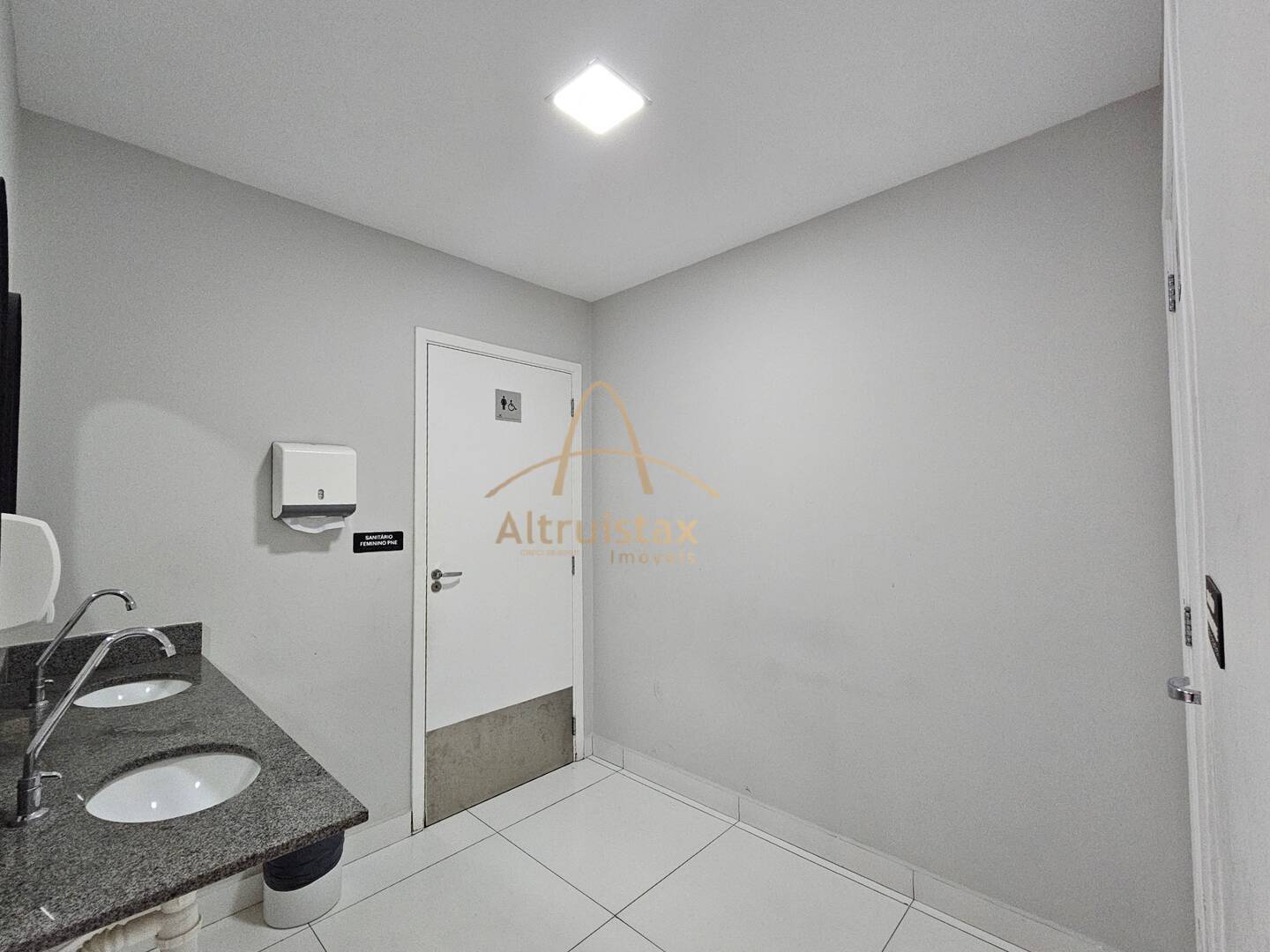 Apartamento à venda com 2 quartos, 57m² - Foto 30