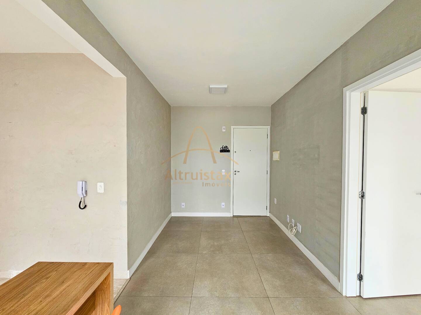 Apartamento à venda com 1 quarto, 33m² - Foto 1