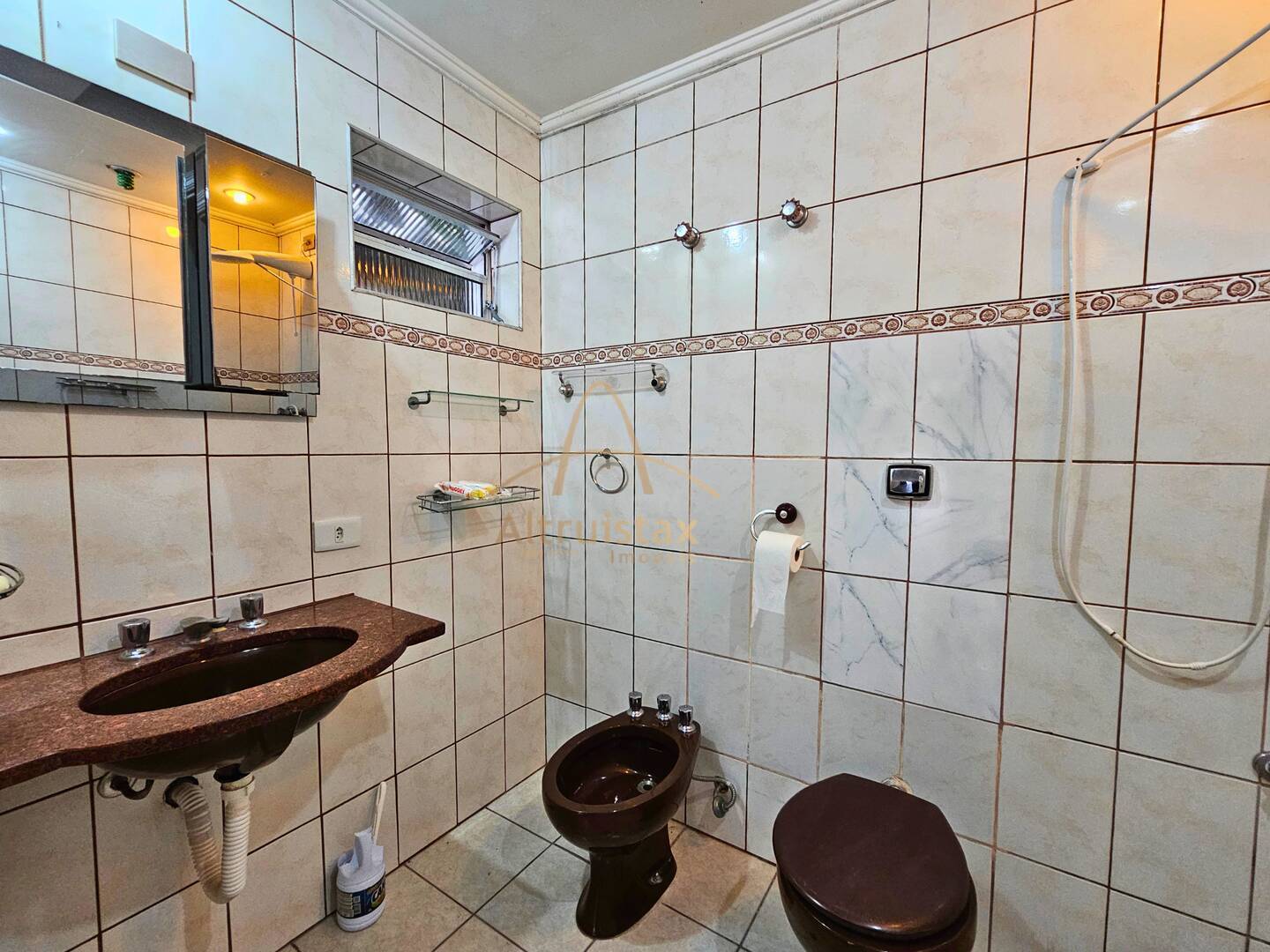 Casa à venda com 4 quartos, 300m² - Foto 27