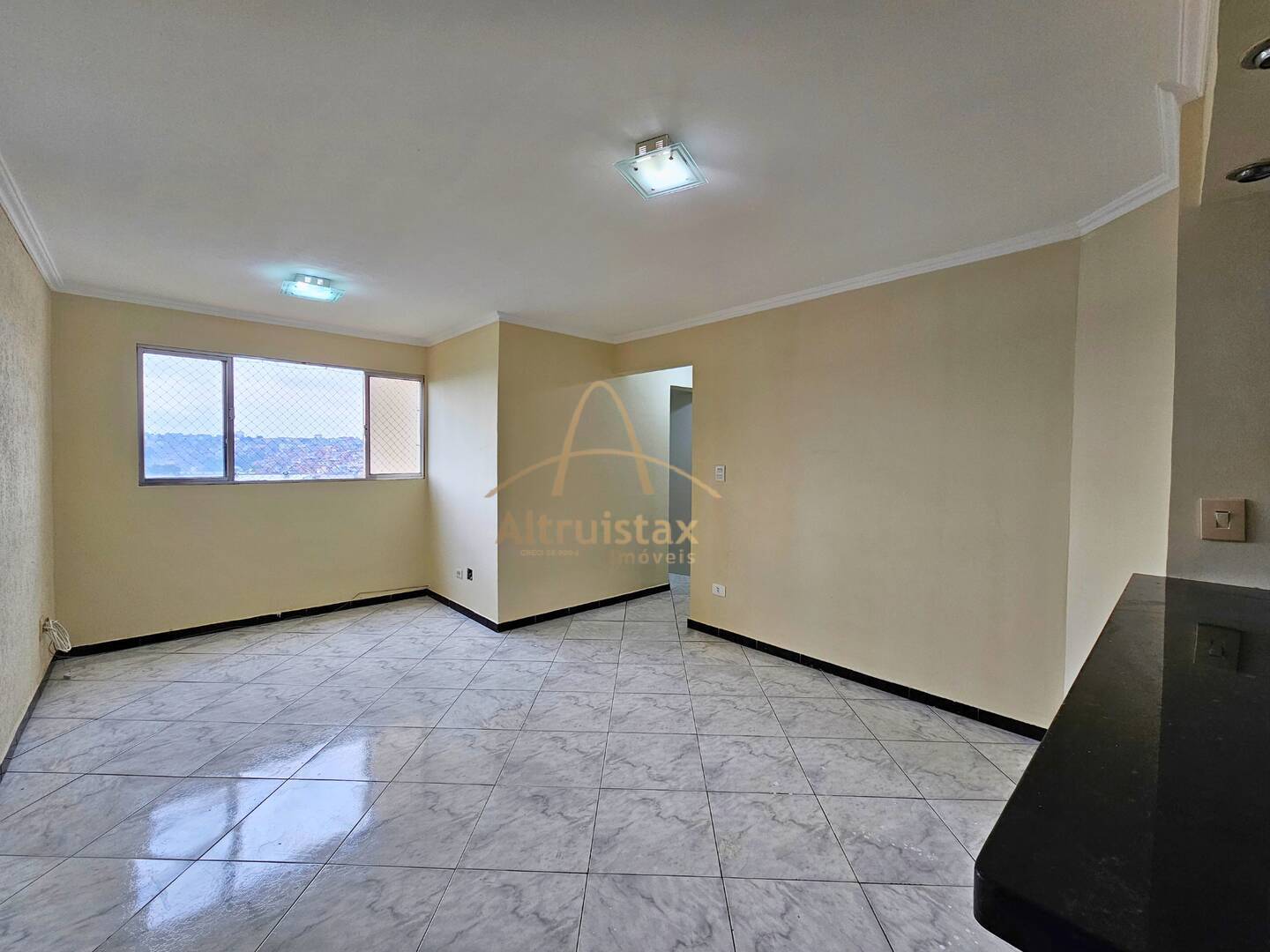 Apartamento à venda com 2 quartos, 55m² - Foto 2