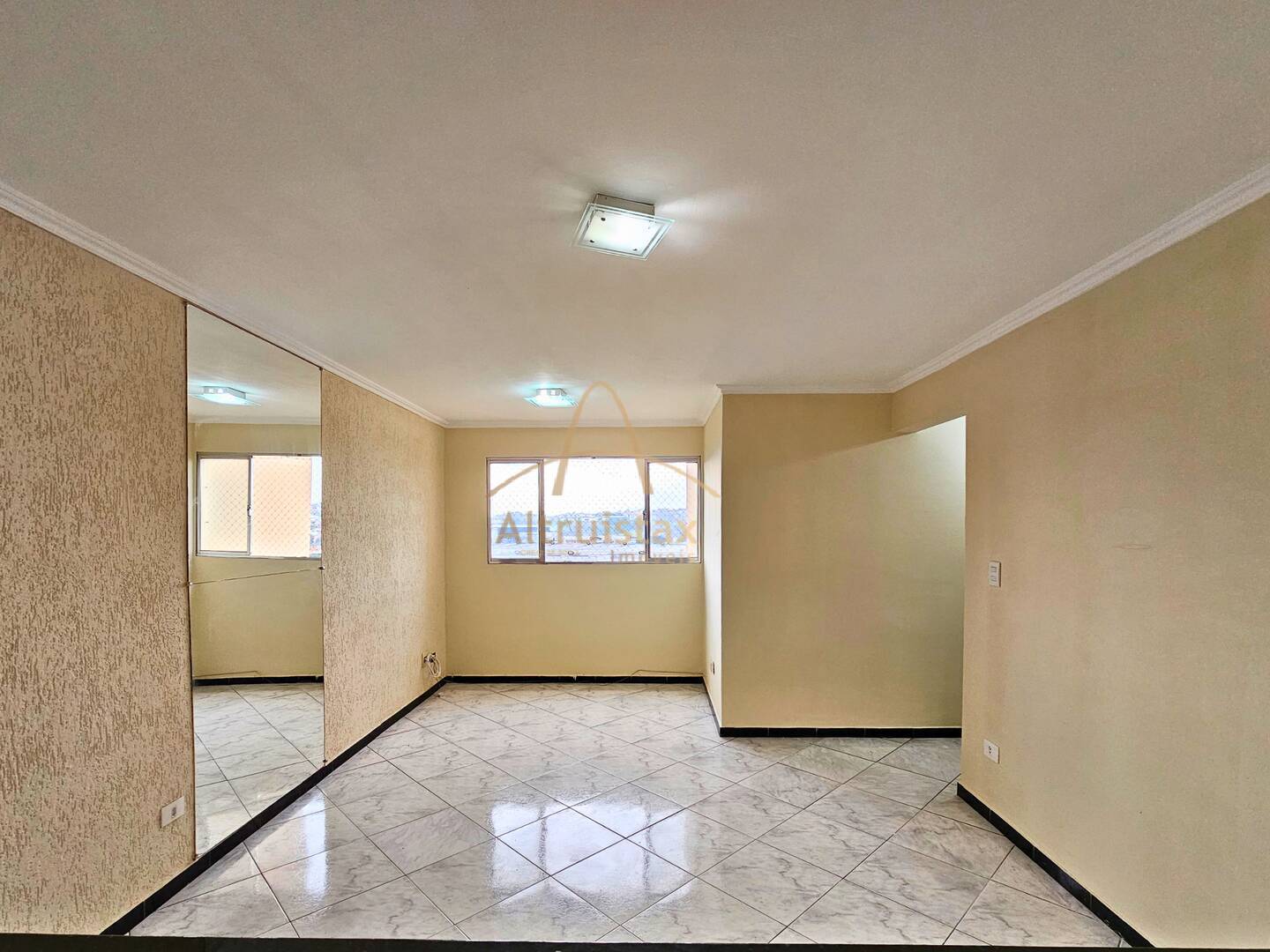 Apartamento à venda com 2 quartos, 55m² - Foto 6