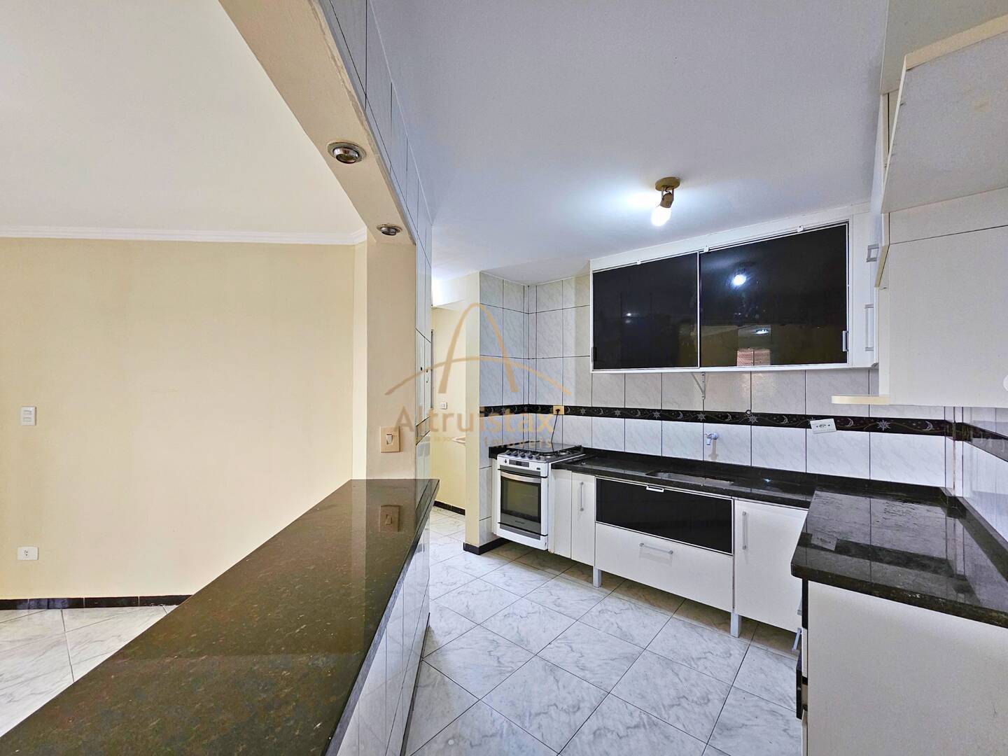 Apartamento à venda com 2 quartos, 55m² - Foto 22