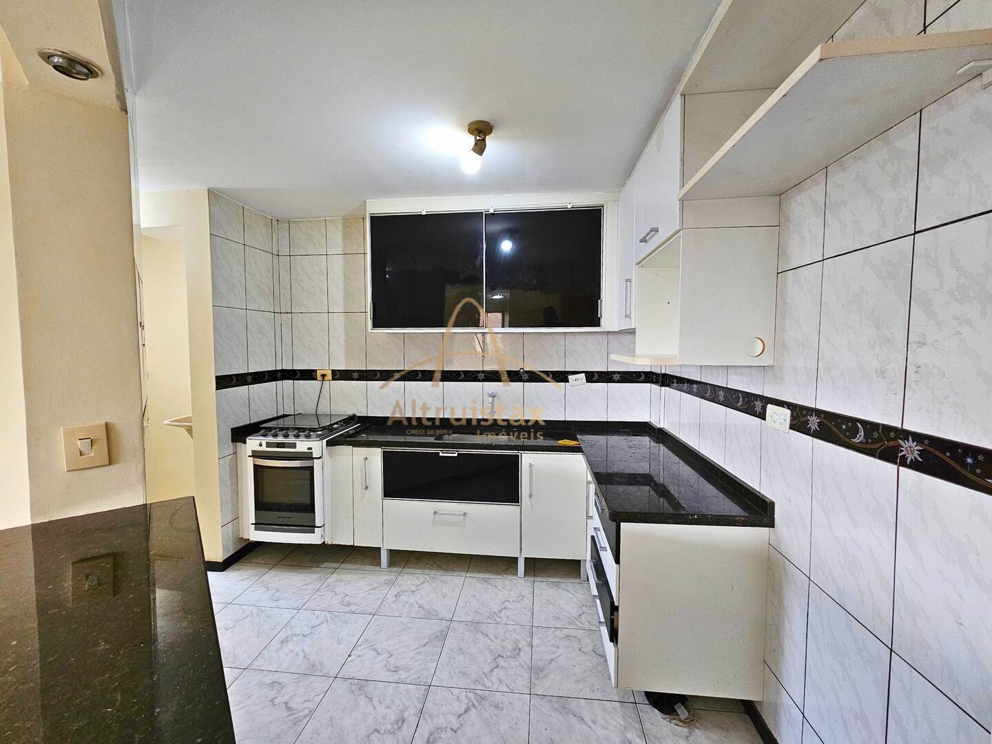 Apartamento à venda com 2 quartos, 55m² - Foto 26