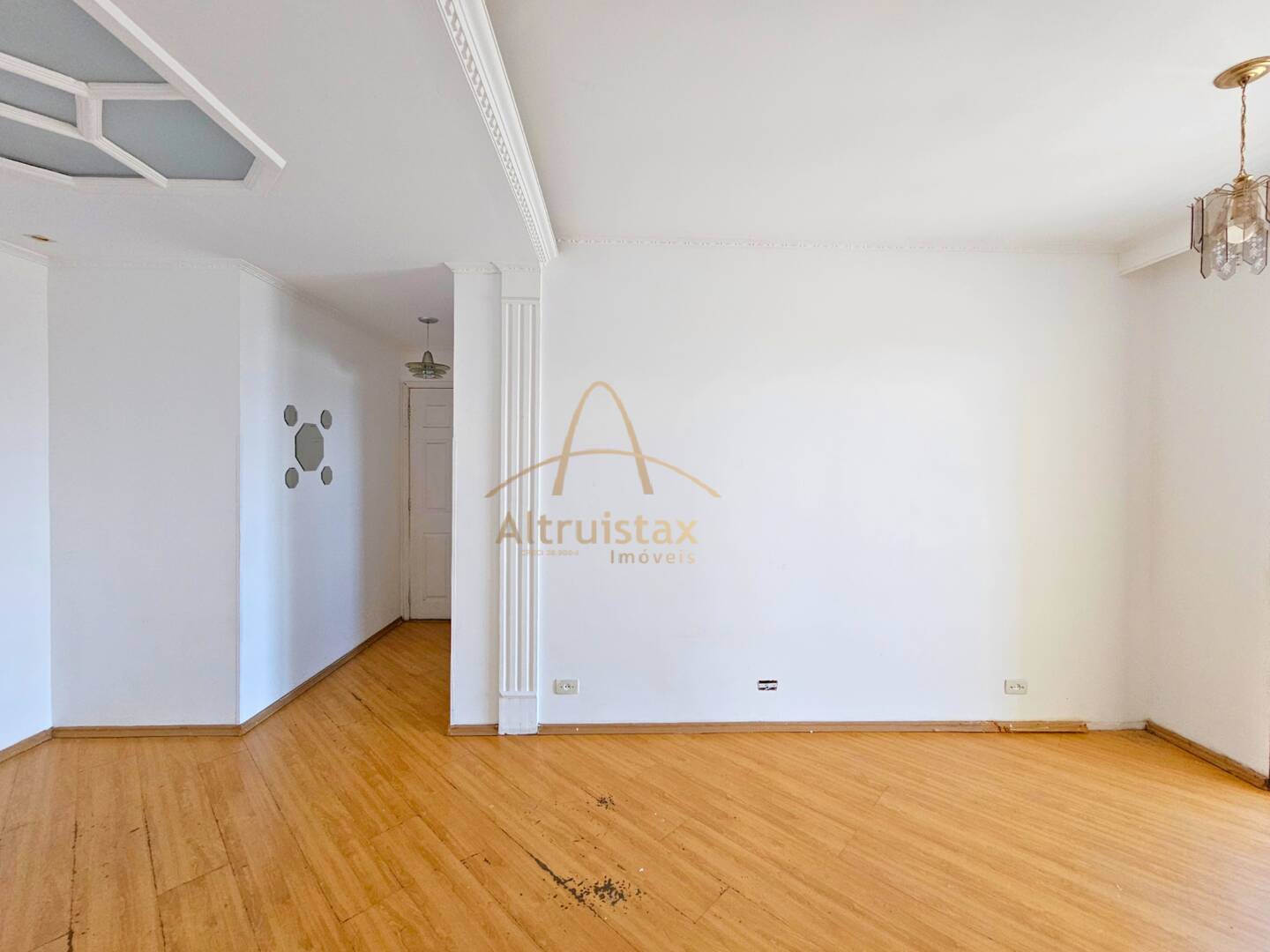 Apartamento à venda com 2 quartos, 58m² - Foto 15