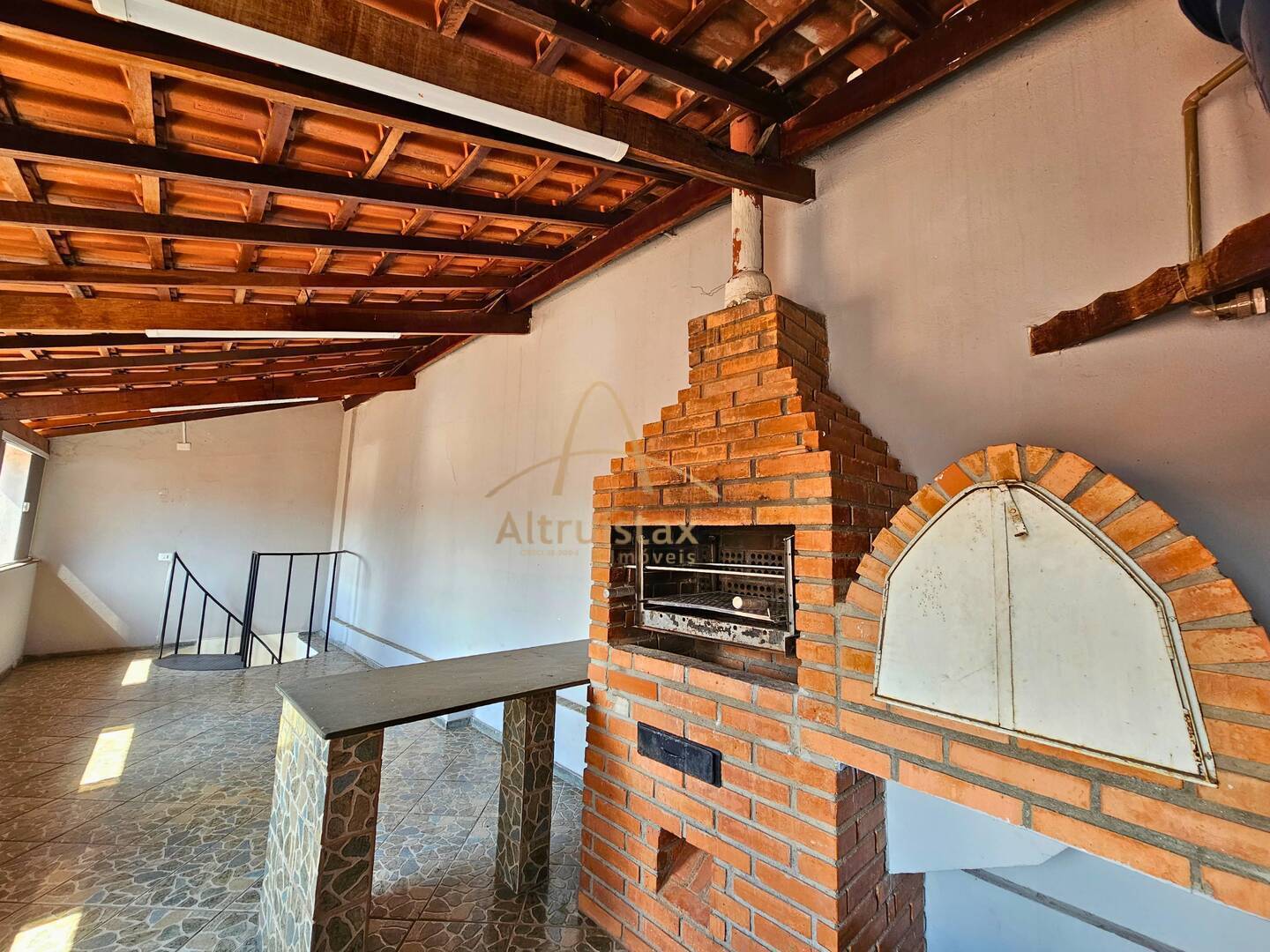 Casa à venda com 5 quartos, 176m² - Foto 50