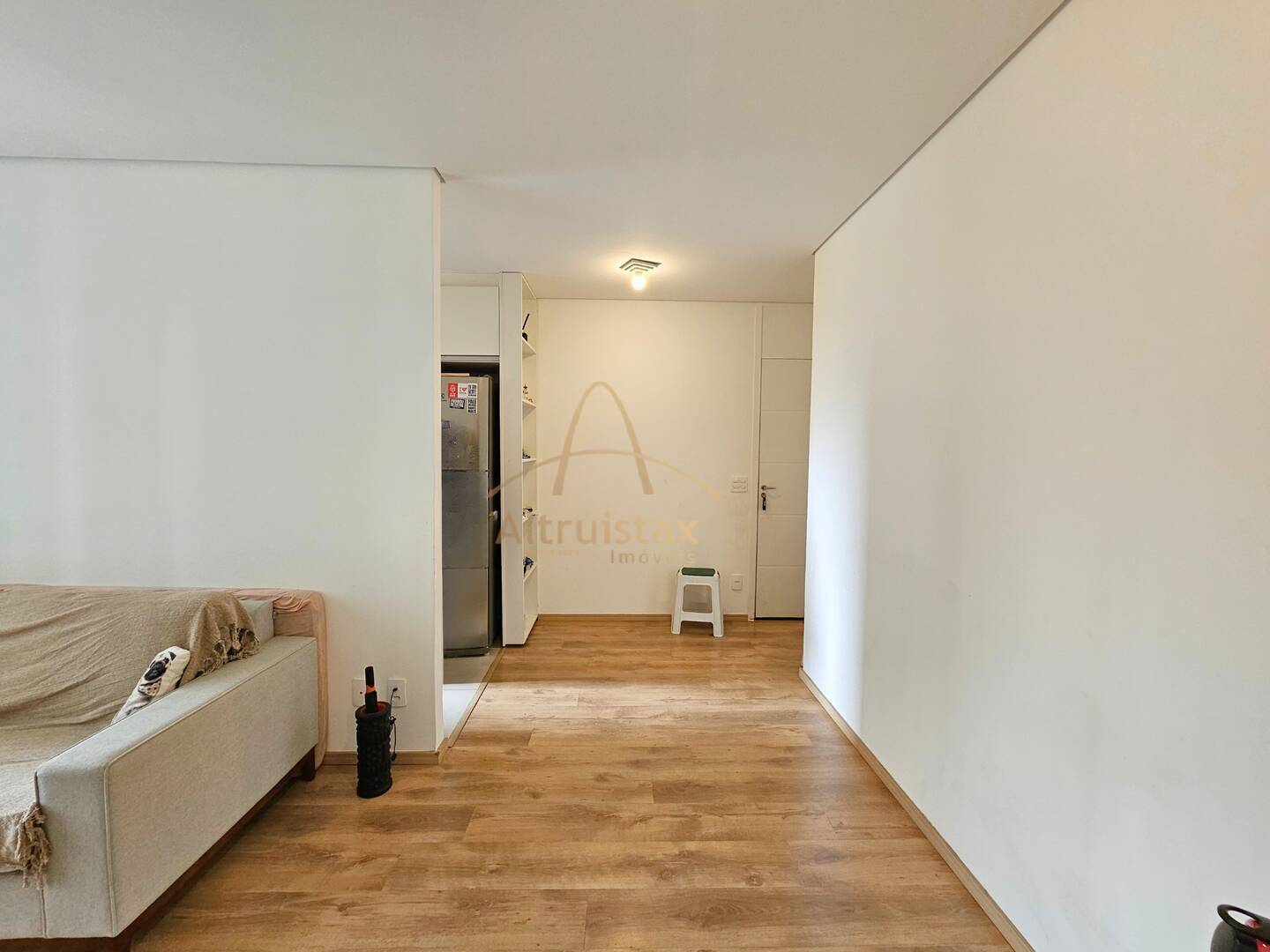 Apartamento à venda com 1 quarto, 45m² - Foto 3