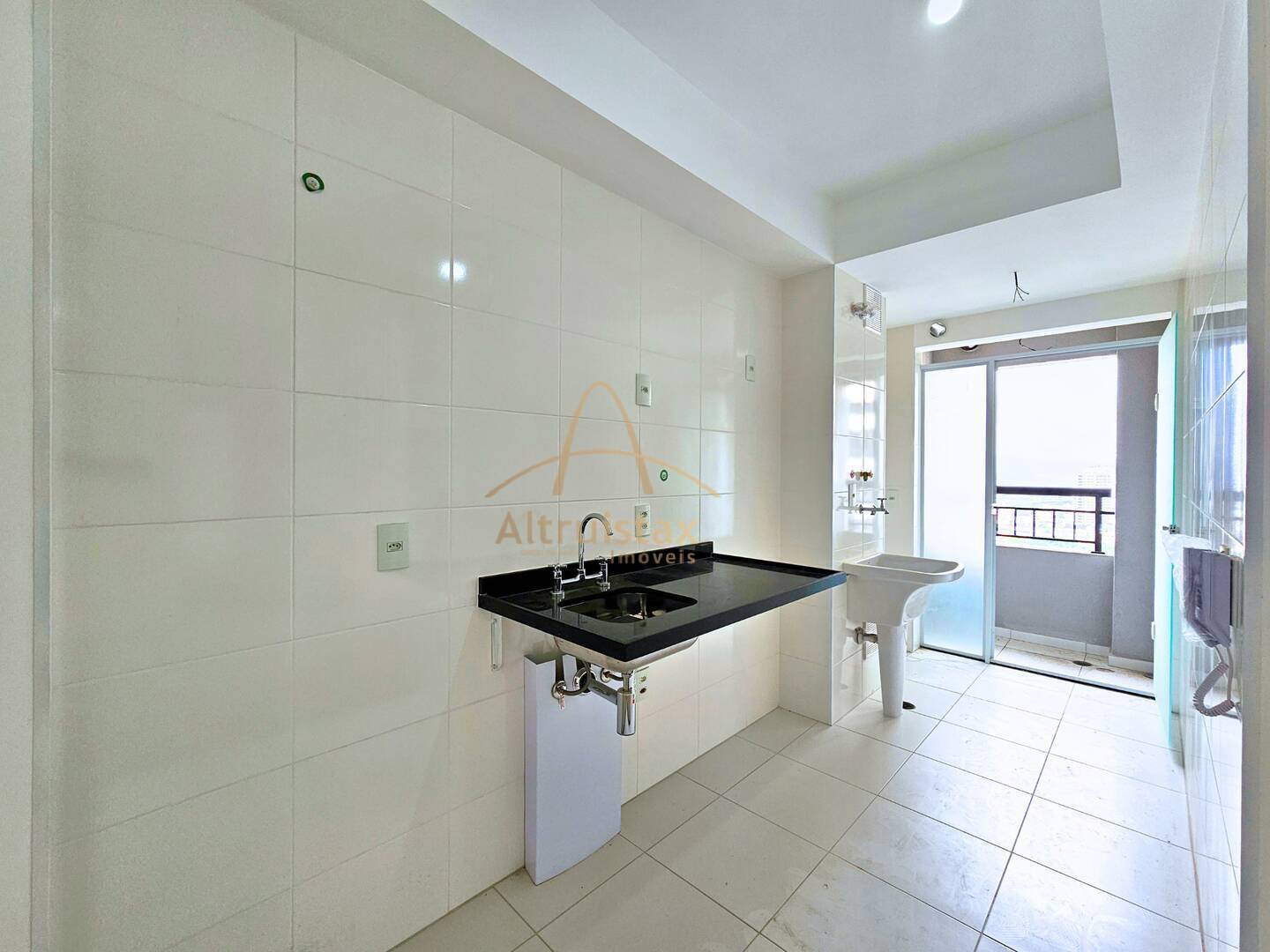 Apartamento à venda com 2 quartos, 68m² - Foto 19