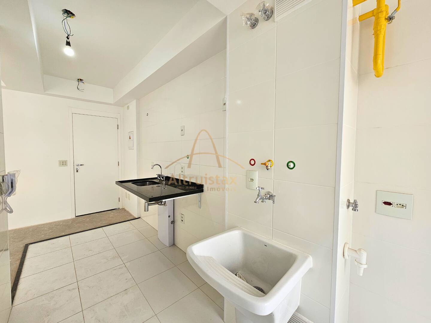 Apartamento à venda com 2 quartos, 68m² - Foto 22